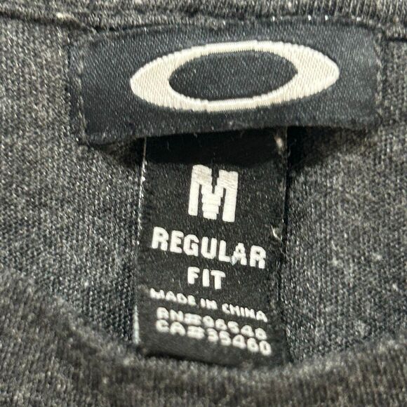 Oakley Men’s Medium Graphic T-Shirt – Black Distressed Speaker Print Y2K Regular - Picture 3 of 5